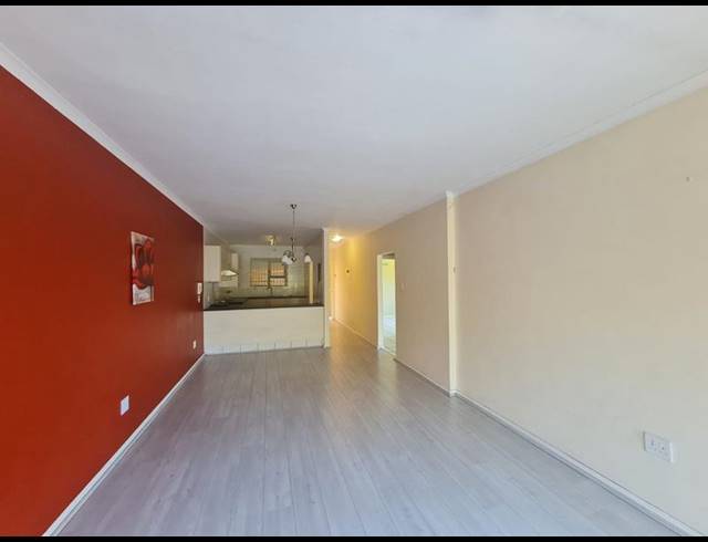 2 BEDROOM TOWNHOUSE FOR SALE IN THE WOLDS